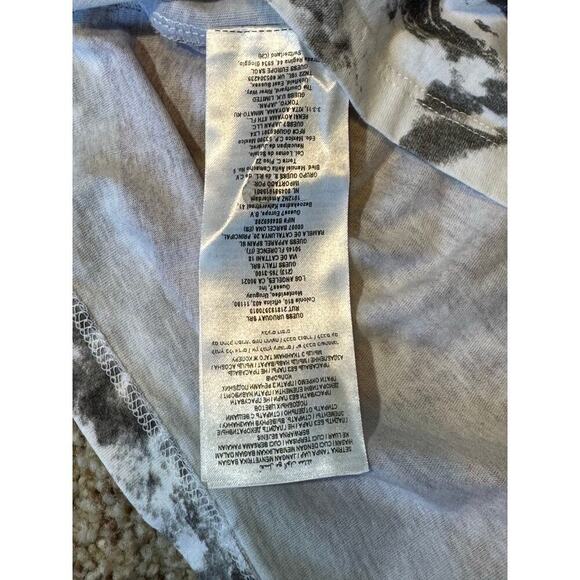 GUESS Cosmic Space T-shirt, size Large; Outer Space, with sew on patches, RARE - Picture 6 of 8